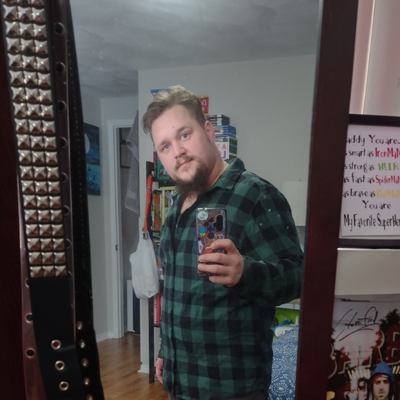 Meet your Posher, Travis - Picture 2 of 2